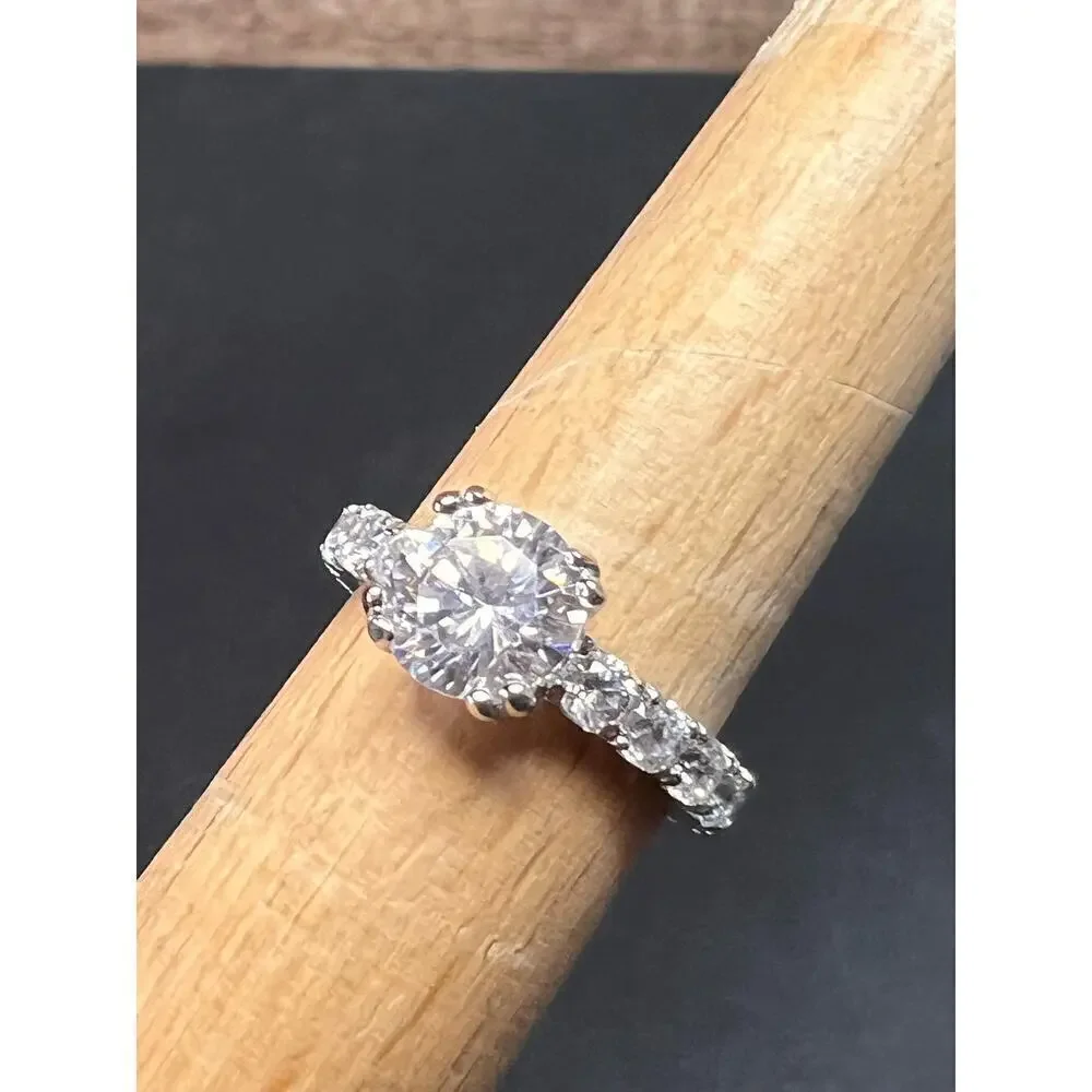 Cubic zirconia sterling silver ring size 7